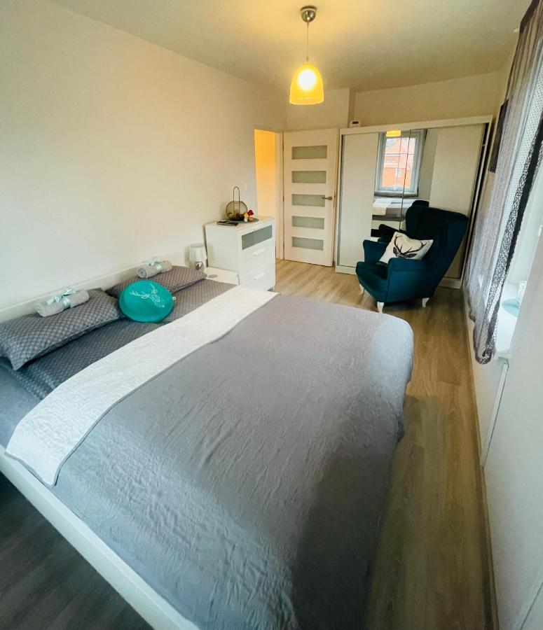 Apartament Oliwia Apartman Jelenia Góra Kültér fotó